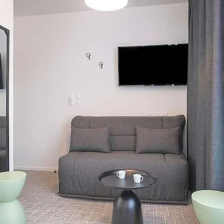Hotell Adagio Access Lille Villeneuve-d'ascq 3*