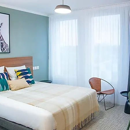Hotell Adagio Access Lille Villeneuve-d'ascq 3*